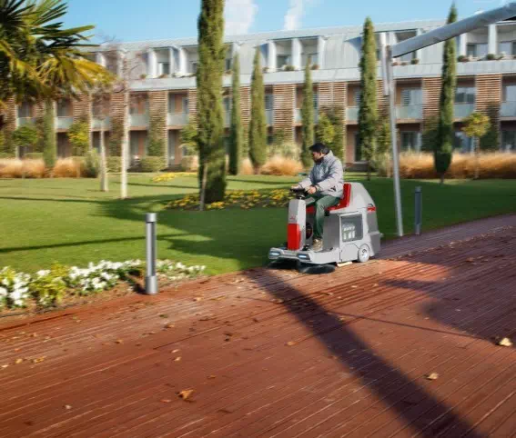 Zamiatarka comac cs 60 b - obrazek 3