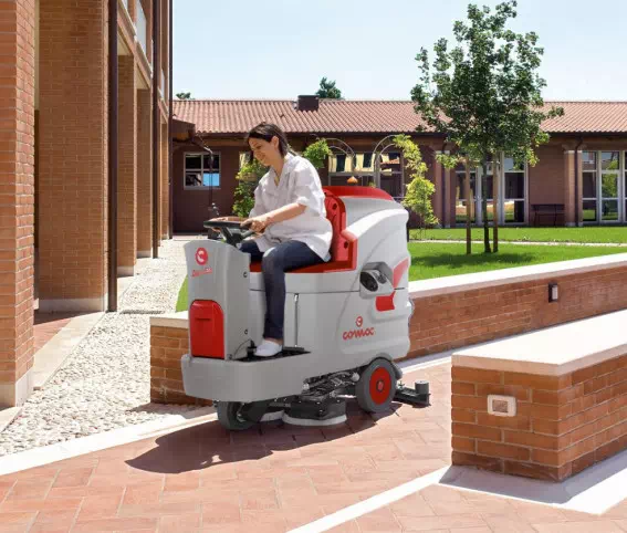 Maszyna czyszcząca comac innova 65 b - obrazek 5