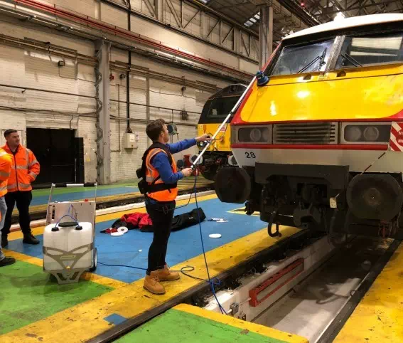 Szorowarka motorscrubber prowash - obrazek 3