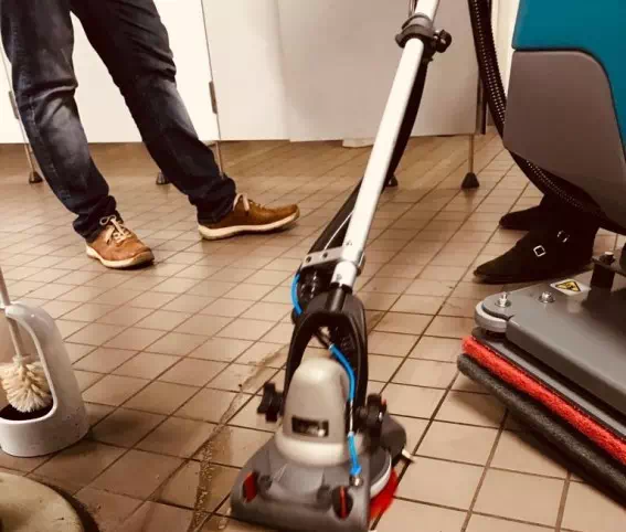 Szorowarka force kit motorscrubber - obrazek 7