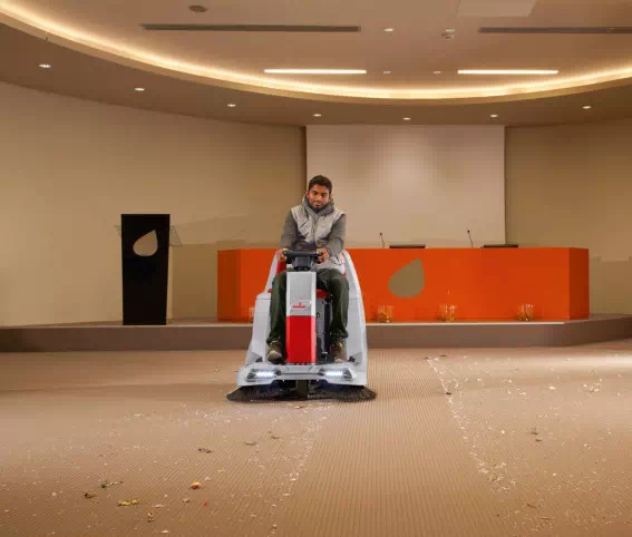 Zamiatarka comac cs 60 b - obrazek 5